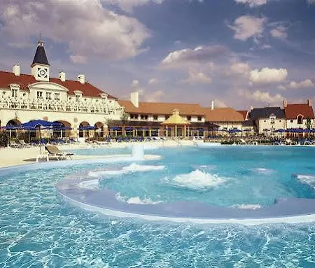 Marriott Village D'ille De France 5* Bailly-Romainvilliers